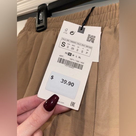 Zara pants - Picture 4 of 4